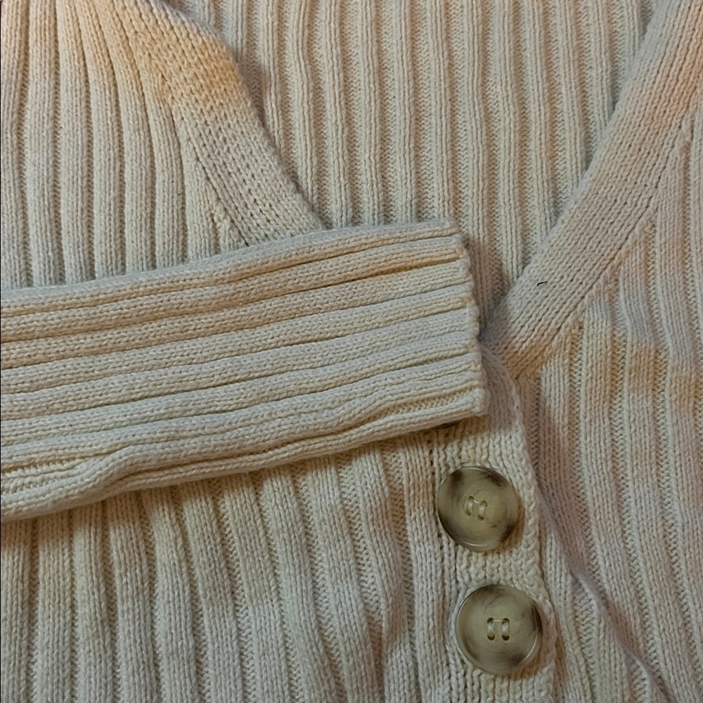 Urban Outfitters Cropped cardigan sweater‎ 4 button women’s cream size medium - Picture 6 of 8